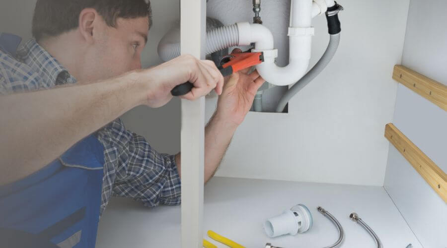 Local water heater installation in Bath Springs, TN